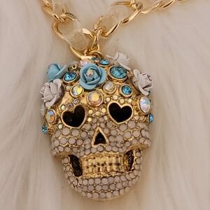 Betsey Johnson White Ribbon Chain Crystal Sugar Skull Pendant Gold Necklace New